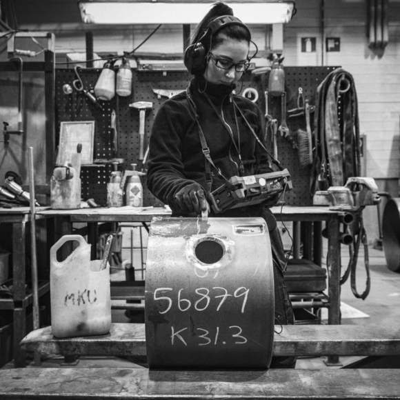 Employee06 bw horizontal 6720x4480 20231003