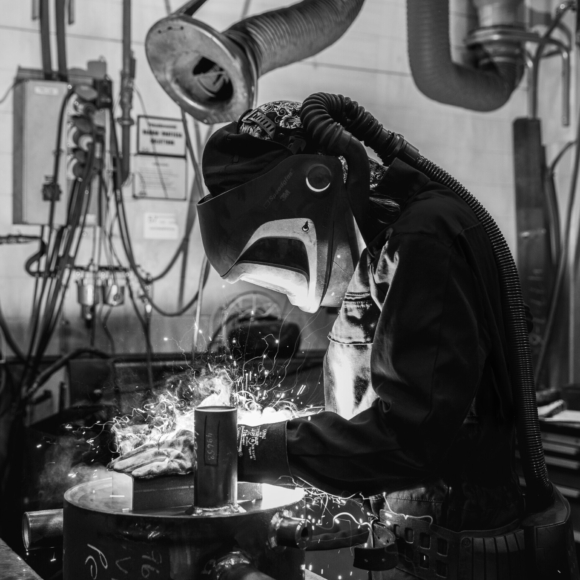 Factory04 bw vertical 4480x6720 20231003