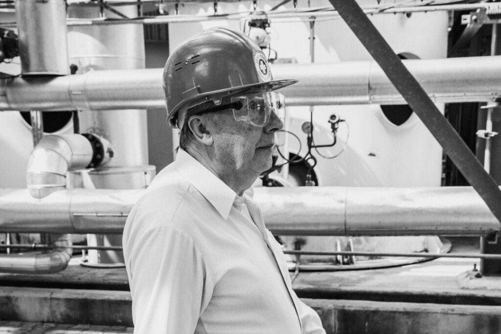 Michael Healy1 Horizontal