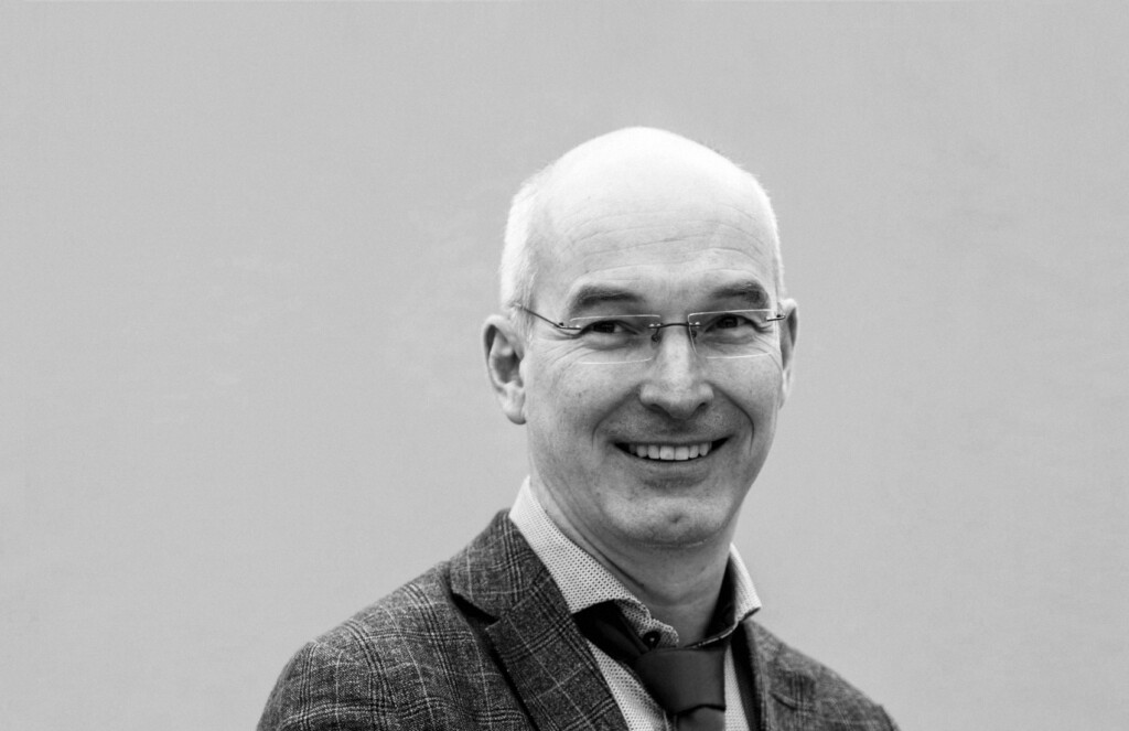 Employee01 armin hafner bw horizontal 1700x1100 20231003